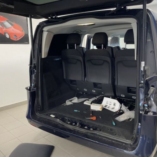 Portón eléctrico Mercedes A Coruña