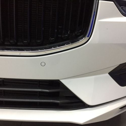 Instalación sensores Aparcamiento Volvo