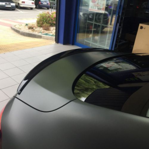 instalación spoiler trasero Mercedes