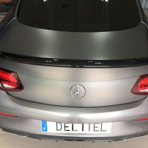 Spoiler trasero Mercedes en Delitel