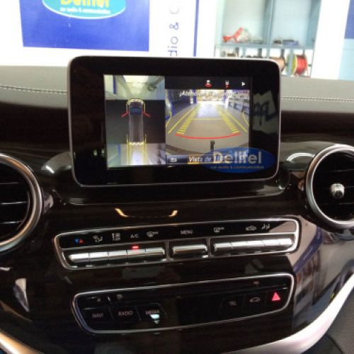 Cámara trasera, delantera y dos laterales proporcionan visibilidad 360ª