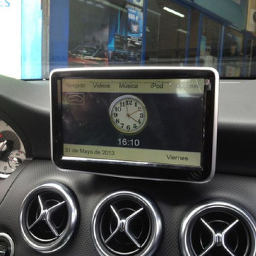 Pantalla 8", mantiene toda la imagen Mercedes