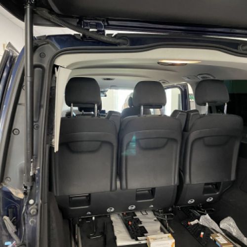 Portón eléctrico Mercedes V